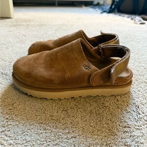 UGG Brown Suede Goldenstar Glog